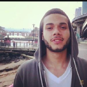 Meet your Posher, Louis